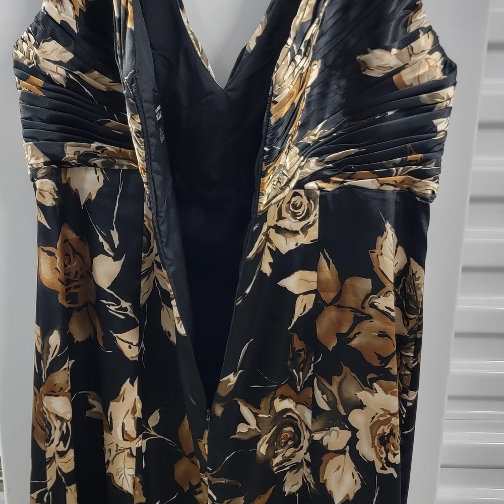 Adrianna Papell Black and Gold Floral Prom Dress - Picture 5 of 12